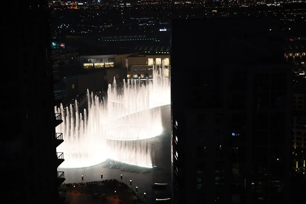 Downtown Apartments With Fountain And Burj Khalifa View Дубай